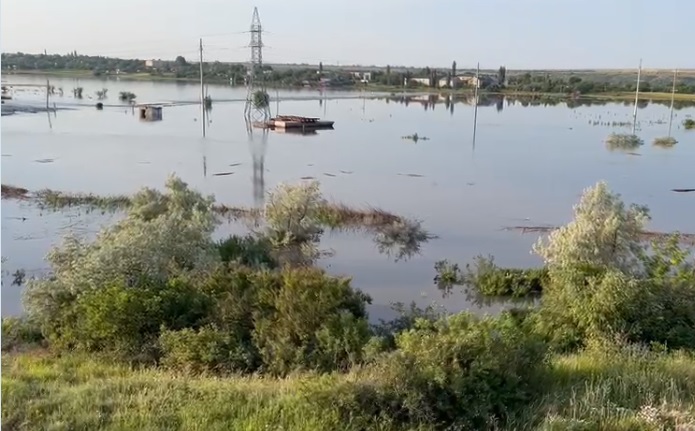 В Херсоне и Николаеве падает уровень воды после подрыва Каховской ГЭС