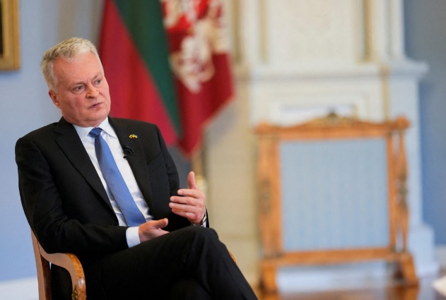 Президент Литвы прибыл с неанонсированным визитом в Киев