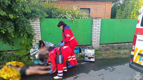 Трое пострадавших: в Киевской области в доме прогремел взрыв, начался пожар