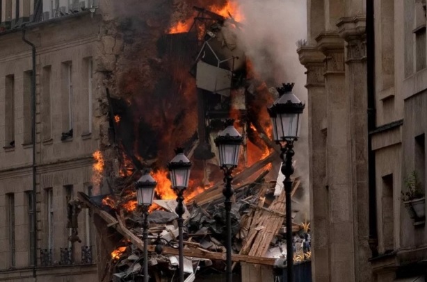 Взрыв в здании в Париже: количество пострадавших превысило 30 человек