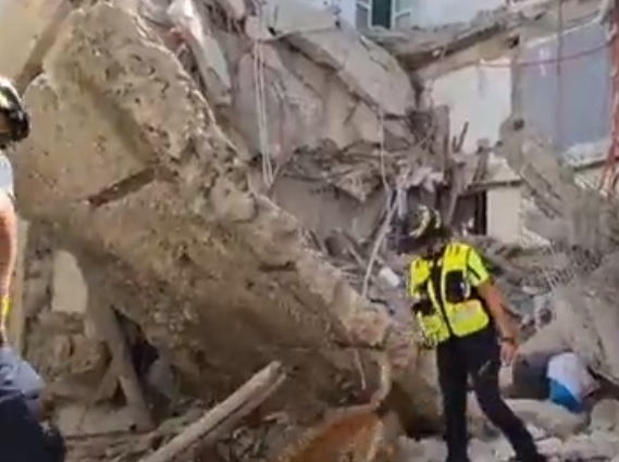 Под Неаполем в Италии обрушилась часть дома: есть пострадавшие