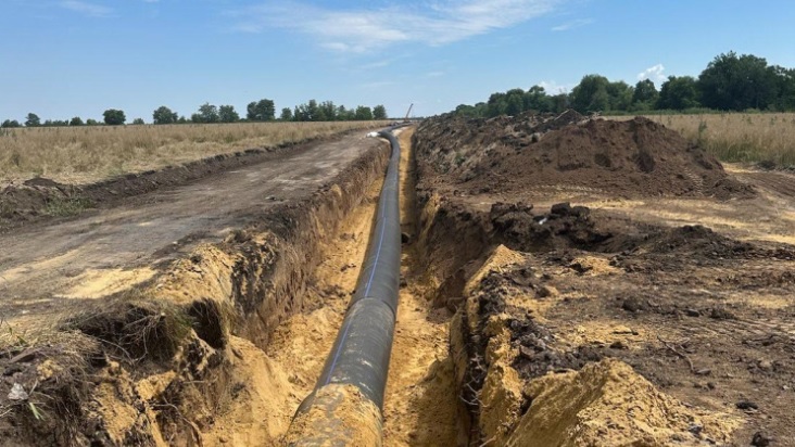 В Днепропетровской области начали строить водогоны для городов, лишенных водоснабжения после подрыва Каховской ГЭС  