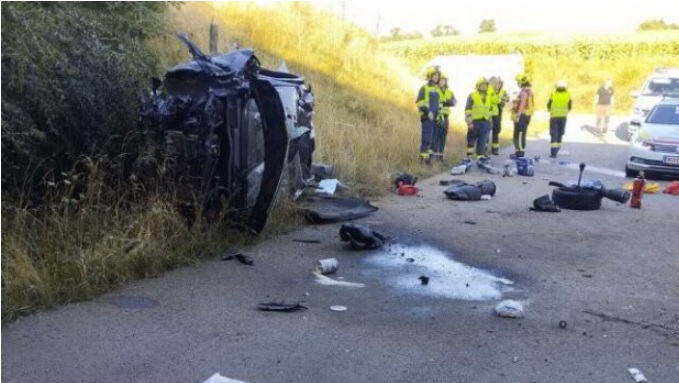 Водитель уснул: в Австрии микроавтобус с украинцами попал в ДТП, погибли 2 взрослых и 2 детей