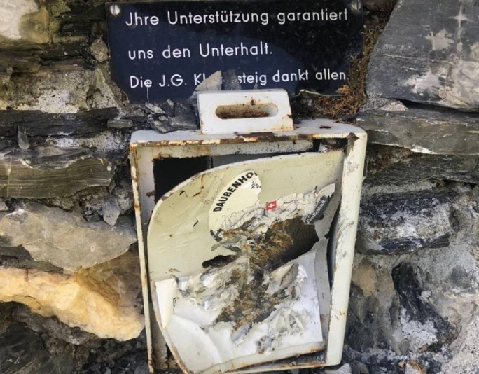 Альпинисты украли деньги из ящика для пожертвований на горе в Швейцарии