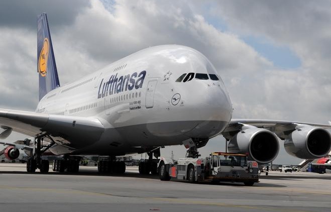 С октября до апреля авиаперелетов не будет: Lufthansa отменяет сотни рейсов из Польши