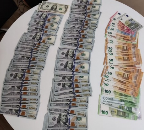 В МСЭК на Львовщине требовали взятку от военного: при задержании глава комиссии пыталась съесть 100 долларов &#8212; ГБР
