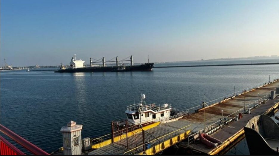 В одесские порты через украинский морской коридор зашли еще три судна