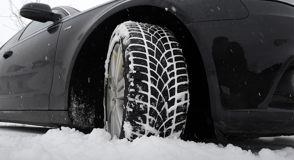 В Украине скоро выпадет снег: когда менять резину на авто на зимнюю, чтобы избежать штрафа