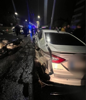 В Киеве произошло ДТП с шестью машинами: владельцы разбитых авто подрались с водителем BMW
