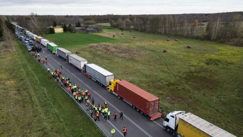 В ЕС через неделю обсудят блокировку границы Украины поляками