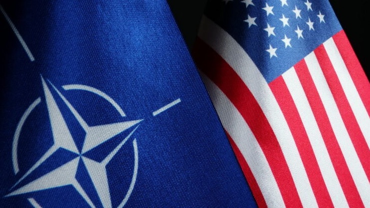НАТО планирует кардинально сменить политику относительно поставок оружия Украине &#8212; Handelsblatt