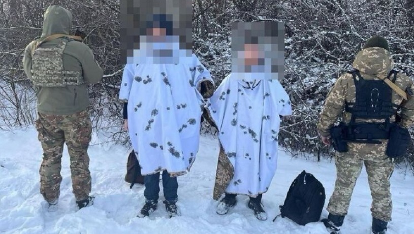 Убегая из Украины, уклонисты надели зимние маскировочные костюмы &#8212; ГПСУ