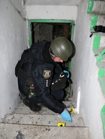 В многоэтажке Чернигова сдетонировал предмет, произошел взрыв: есть погибший