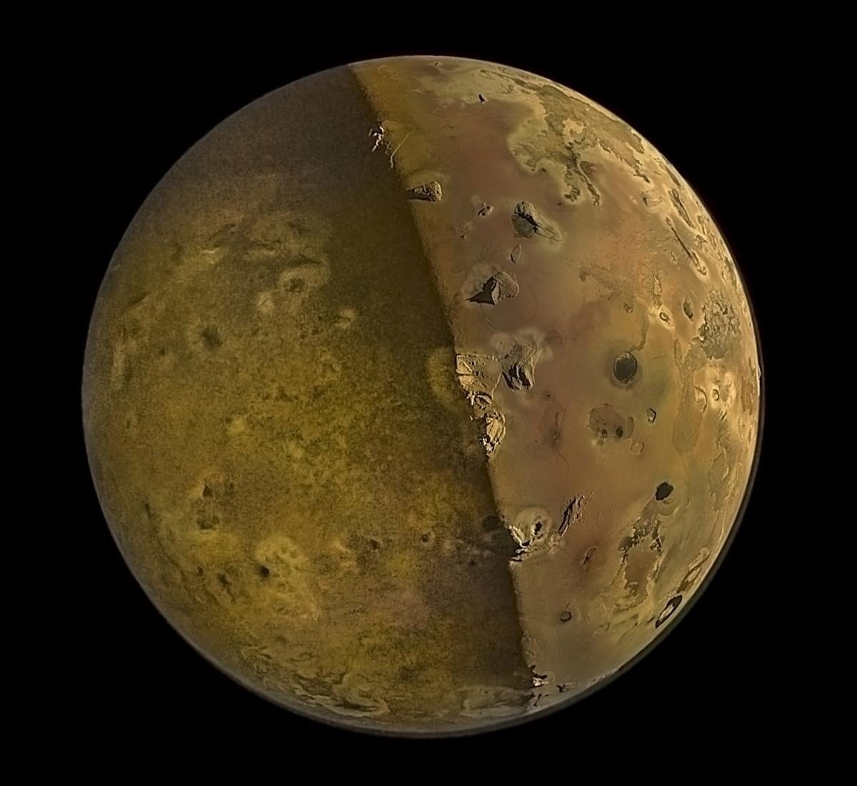 Зонд NASA вблизи зафиксировал извержение крупнейшего вулкана Солнечной системы
