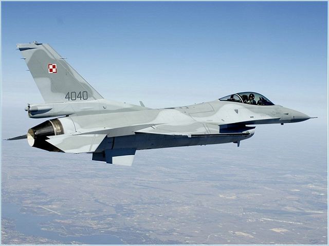 Польша активировала авиацию из-за массированной ракетной атаки РФ на Украину