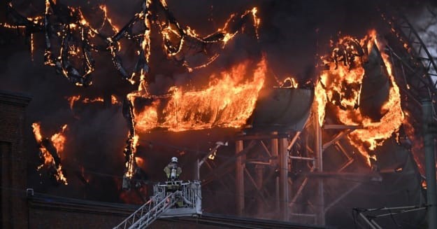13 пострадавших: в крупнейшем парке развлечений Швеции вспыхнул пожар