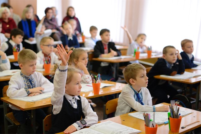 25 марта в школах Киева начнут принимать документы для поступления первоклассников