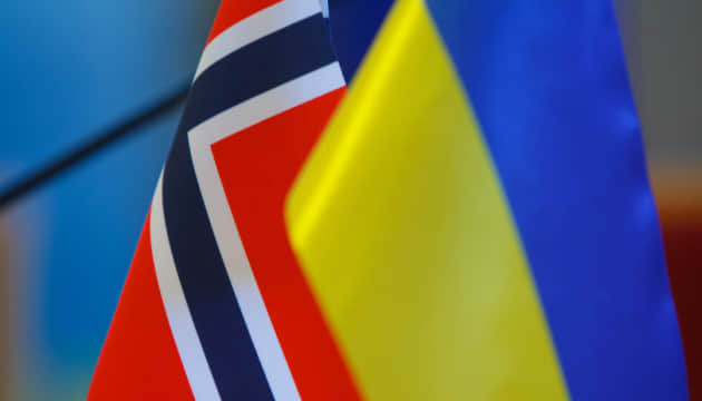 В Норвегии хотят продлить временную защиту украинцев с 3 до 5 лет
