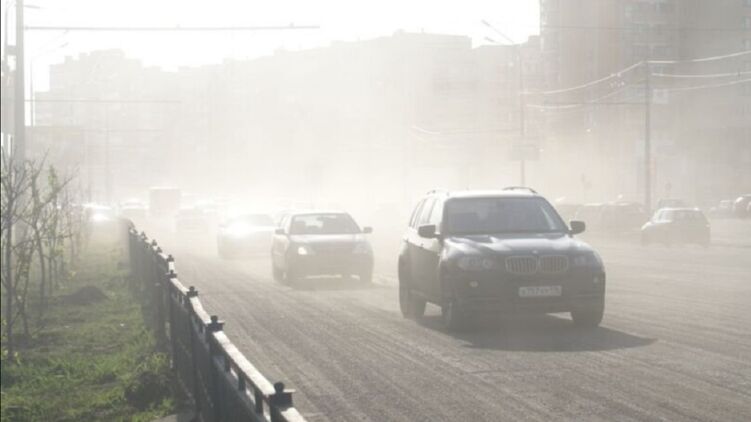 Пыль из Сахары движется в сторону Европы, через 3 дня будет в Украине &#8212; СМИ