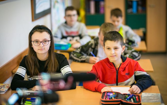 В Чехии началась проверка украинских детей в школах: кого могут отчислить