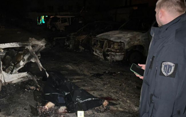 В Николаеве на парковке прогремел взрыв: ранены спасатели и погибли военные