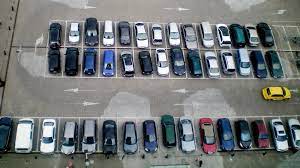 Украинские водители за нарушение правил парковки авто могут быть подвергнуты аресту имущества: что стоит знать