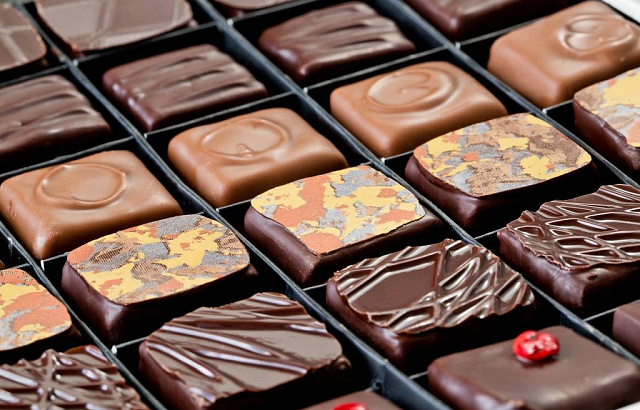 Швейцарские ученые создали новый вид шоколада: сладкий, но без сахара