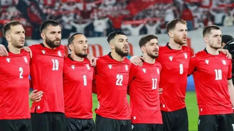 Футбольная сборная Грузии с первой попытки вышла в плей-офф чемпионата Евро-2024