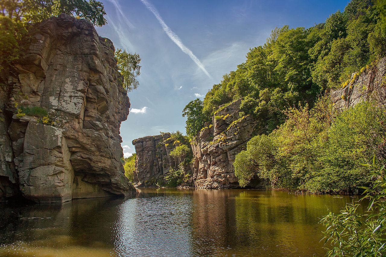 Природа, озёра, горы: какие каньоны в Украине стоит посетить туристам