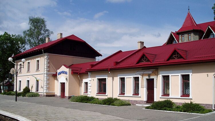 Пограничники уже дежурят на ж/д вокзалах Ивано-Франковской области в поисках туристов-уклонистов