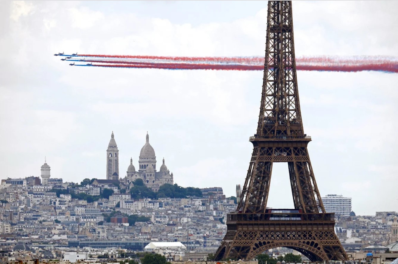 Во Франции дали старт эстафете передачи Олимпийского огня