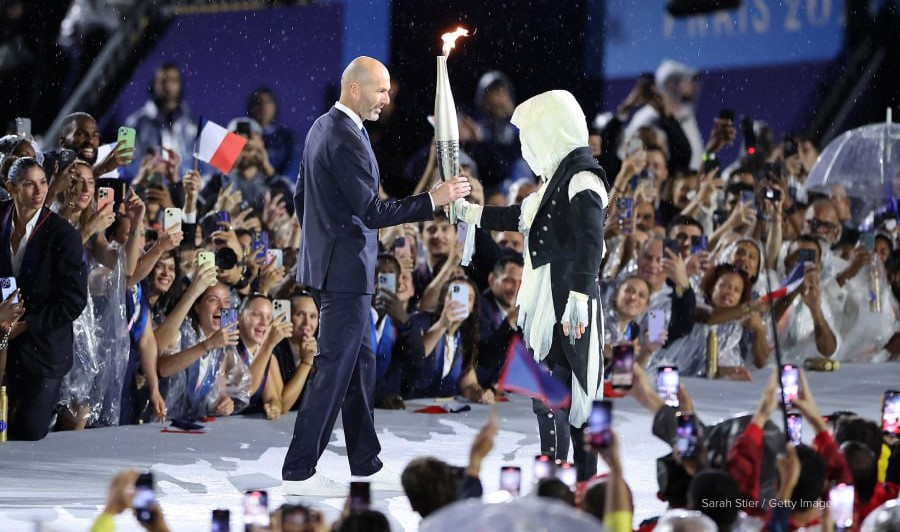 В Париже состоялось открытие Летних Олимпийских игр-2024