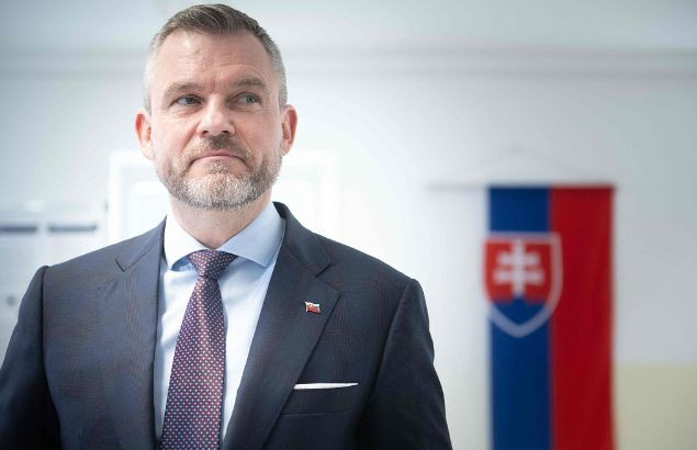 Президент Словакии пообещал Украине последствия из-за прекращения транзита нефти из РФ