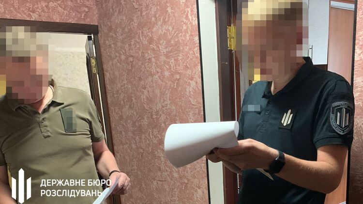 В Черкасской области пьяный начальник тюрьмы устроил стрельбу на станции техобслуживания