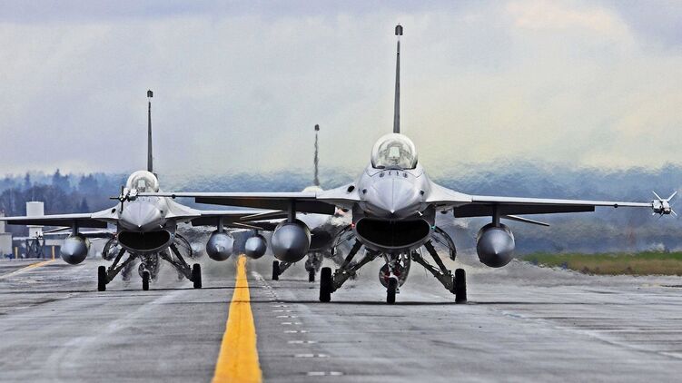 Истребители F-16 вряд ли окажут &#171;немедленное влияние&#187; на поле боя в Украине &#8212; WP