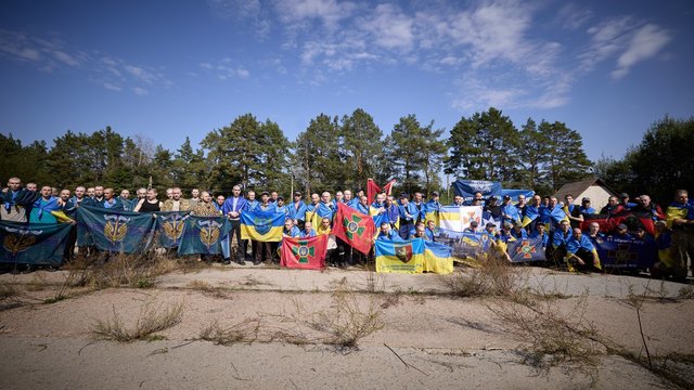 Еще 103 украинских военных вернулись из российского плена