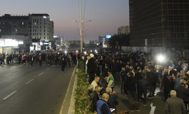 В Албании оппозиция блокировала дороги с требованием заменить правительство