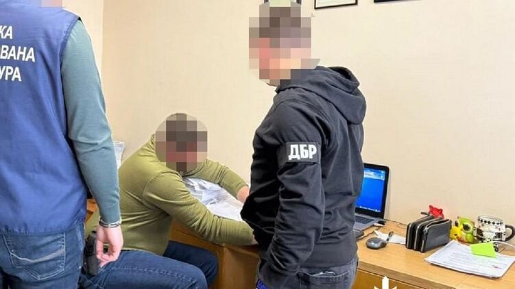 В Одесской области бухгалтер воинской части подозревается в присвоении выплат на 2,3 миллиона грн пропавших без вести бойцов