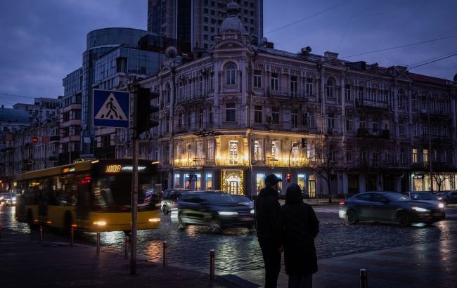 В Киеве незаконно выдают пропуска для передвижения во время комендантского часа