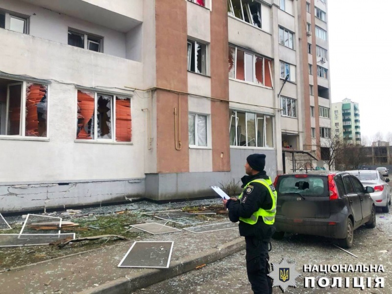 РФ атаковала дронами Киевскую область: разрушены детсад и школа