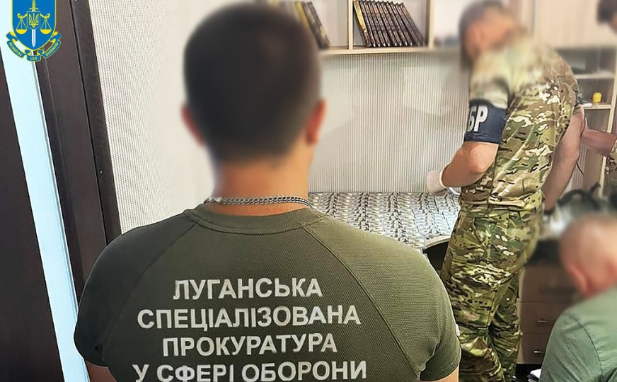 В Днепропетровской области мужчина печатал фиктивные справки об инвалидности: помогал военнообязанным выезжать за границу