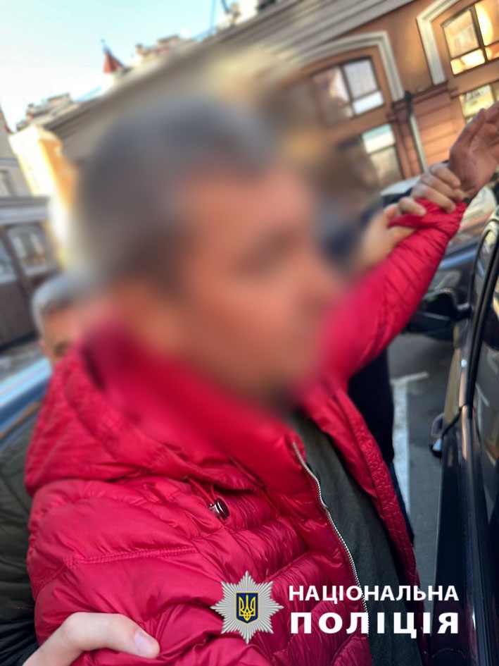 В Киеве ранения в результате стрельбы получил 48-летний мужчина, нападавший задержан