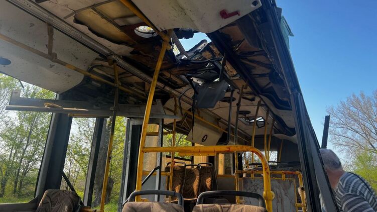 Не менее 9 погибших: в Днепропетровской области в Марганце атакован дронами автобус