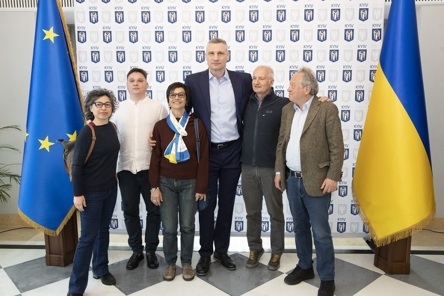 Кличко провел встречу с представителями дипкорпуса в Украине