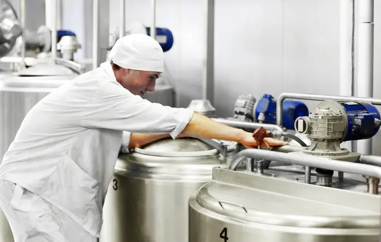 Четверть вакансий на украинском рынке труда предлагает перерабатывающая промышленность &#8212; исследование