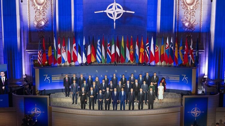 В итоговом коммюнике июньского саммита НАТО могут не упомянуть Украину &#8212; СМИ