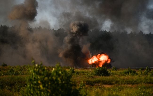 В Индонезии во время утилизации боеприпасов погибли 13 человек, среди них четыре военных