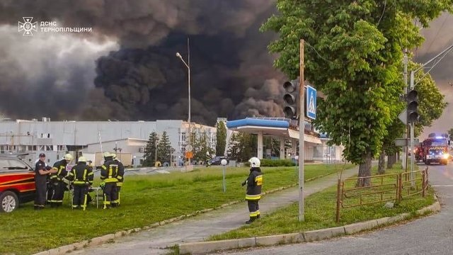 Количество пострадавших после атаки РФ в Тернополе возросло до 11 человек, шестеро из них &#8212; спасатели