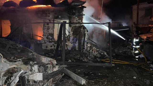 Дроны РФ упали на улицы Чернигова, есть раненые