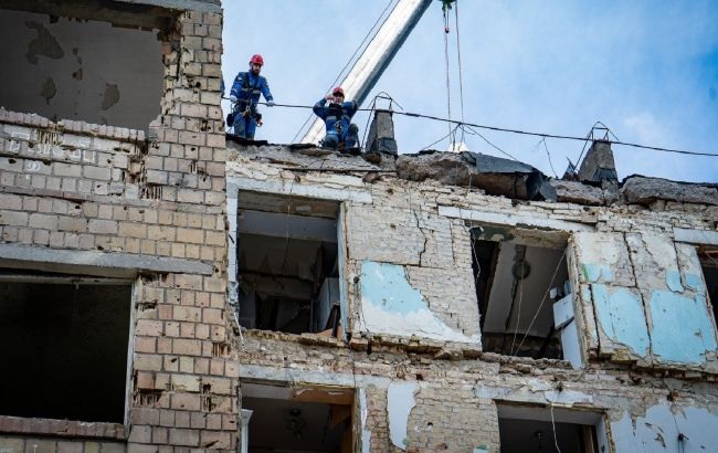 В Киеве завершили разбор завалов после ракетного удара, унесшего 9 жизней